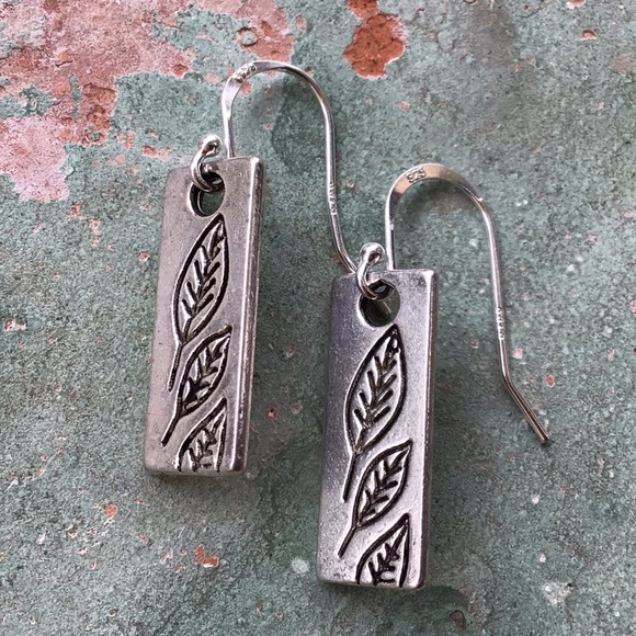 Sterling Silver Sundance charm Earrings - Picture 7 of 12